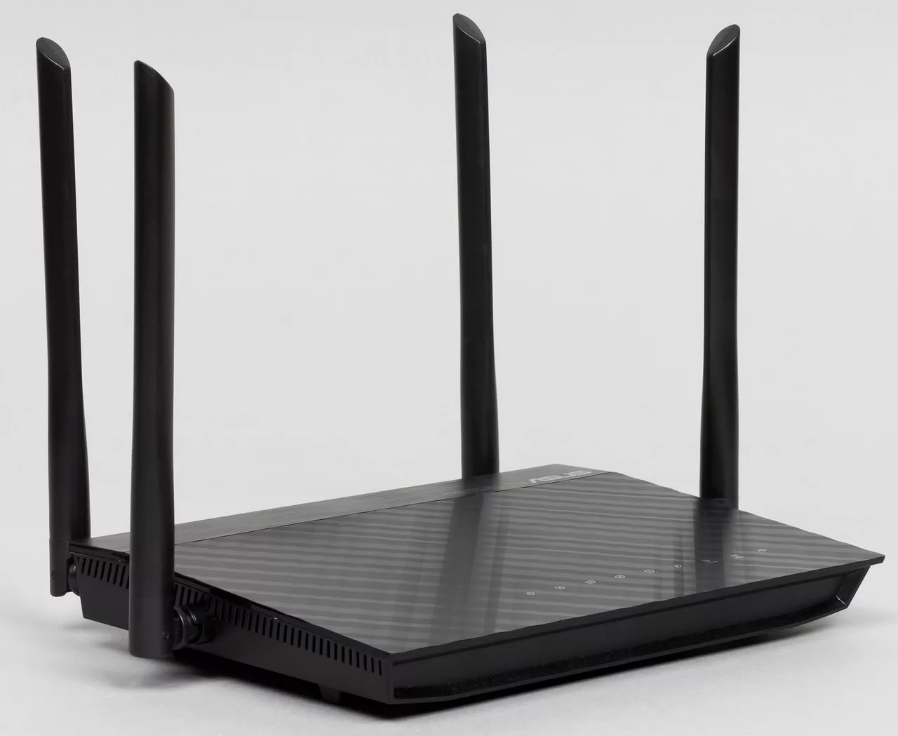 Asus роутер сайт. ASUS ac1200. Роутер ac1200. RT-ac1200. ASUS RT-ac58u.